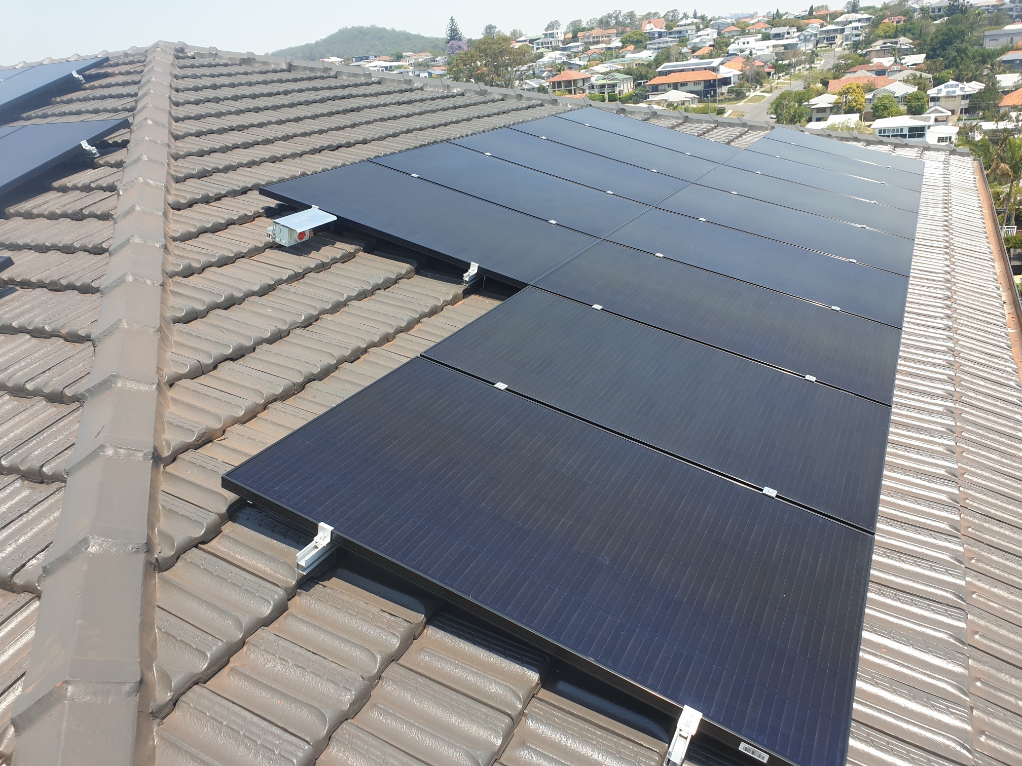 16 kW Sunpower / Fronius Solar Panel System